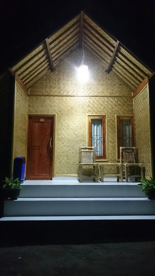 Aryasuta Bungalow เตเตบาตู ภายนอก รูปภาพ