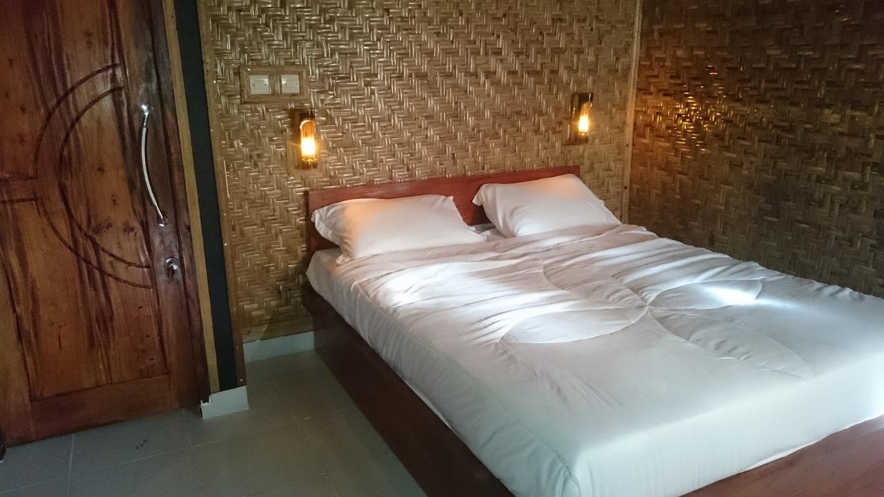 Aryasuta Bungalow เตเตบาตู ภายนอก รูปภาพ