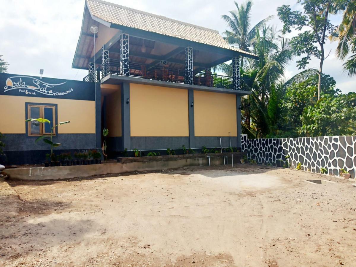 Aryasuta Bungalow เตเตบาตู ภายนอก รูปภาพ